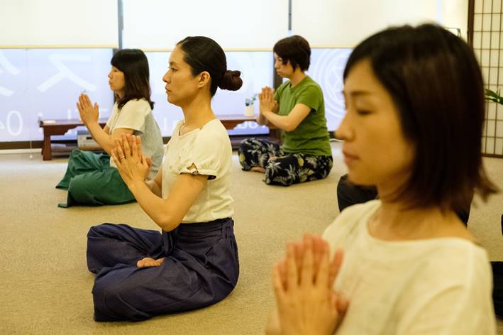 ゆったりと密教瞑想・セラピーセッション教室 開催